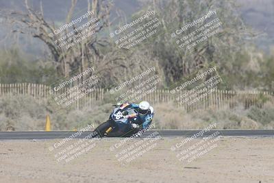 media/Jan-18-2026-CVMA (Sun) [[519f600f45]]/Race 10-Formula Lightweight Twins Shootout/